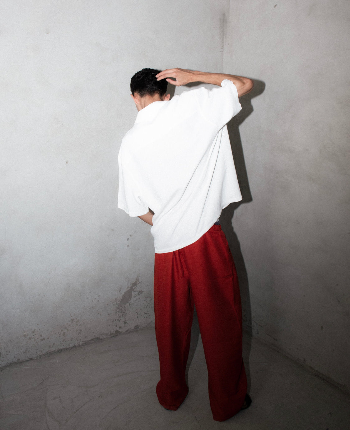 baggy linen pants in red