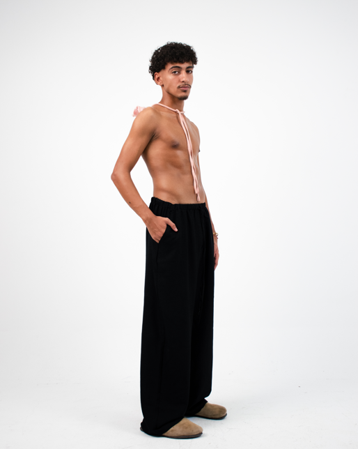 baggy linen pants in Black