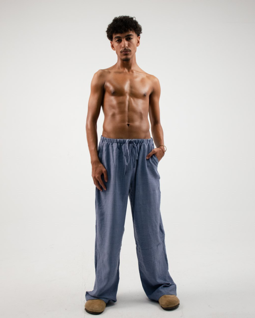 baggy linen pants in Light blue